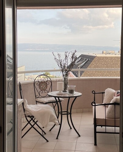 Thumbnail 5368550 - 1