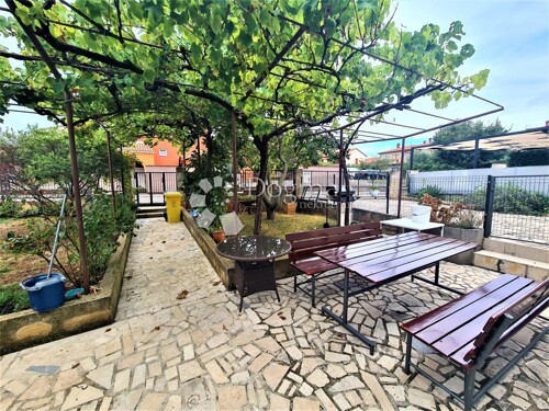 Thumbnail 5368870 - 8