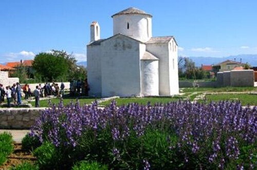 Thumbnail 5381088 - 11