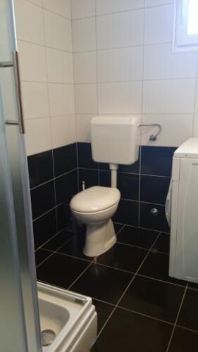 Thumbnail 5381457 - 13