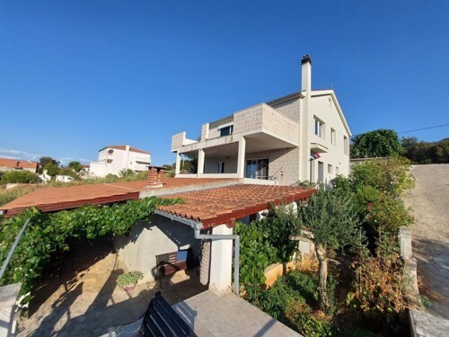 Thumbnail 5381533 - 1