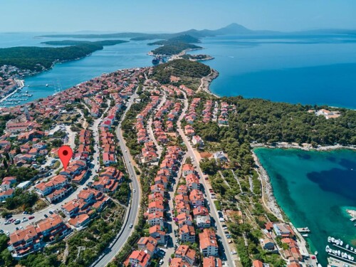 Thumbnail 5381535 - 8