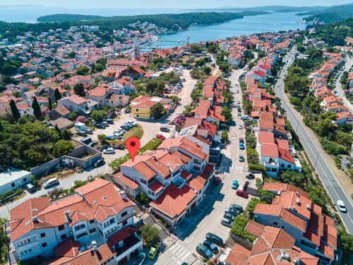 Thumbnail 5381535 - 9