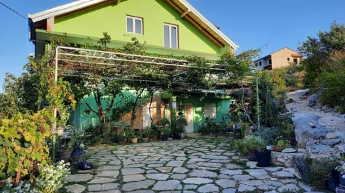 Thumbnail 5381627 - 1