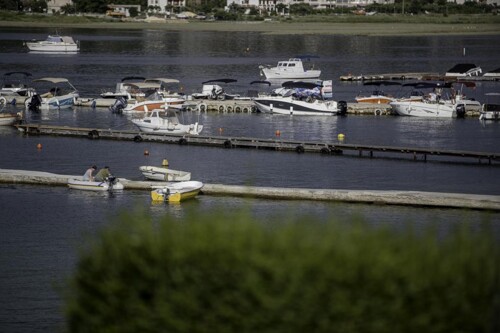 Thumbnail 5381678 - 5