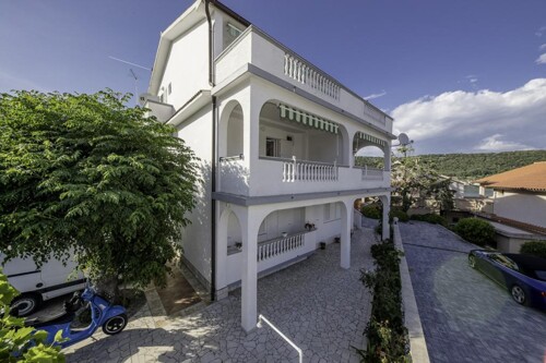 Thumbnail 5381678 - 1