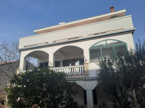 Thumbnail 5381683 - 1