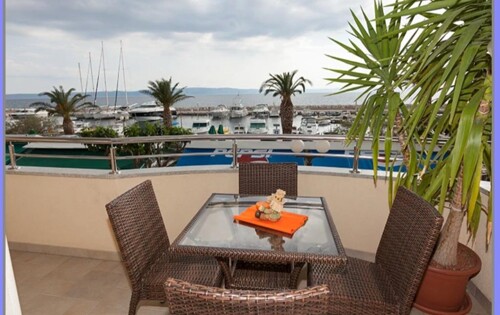 Thumbnail 5381710 - 5