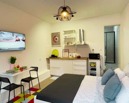 Thumbnail 5381715 - 1