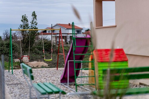 Thumbnail 5381722 - 8