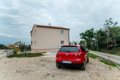 Thumbnail 5381722 - 3