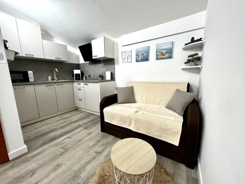 Thumbnail 5381723 - 1