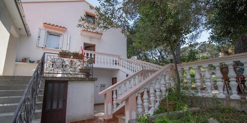 Thumbnail 5381735 - 3