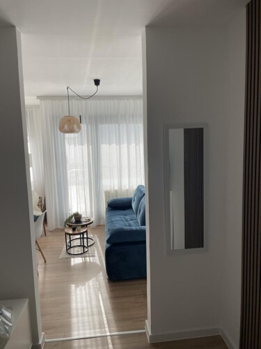 Thumbnail 5381794 - 4