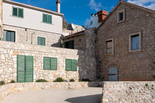 Thumbnail 5381898 - 1