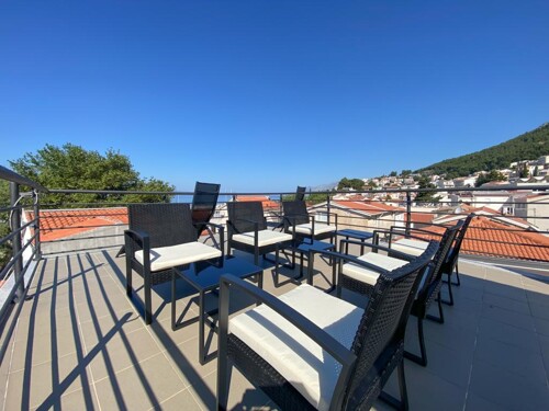 Thumbnail 5381966 - 10