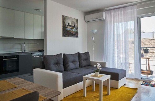 Thumbnail 5382060 - 1