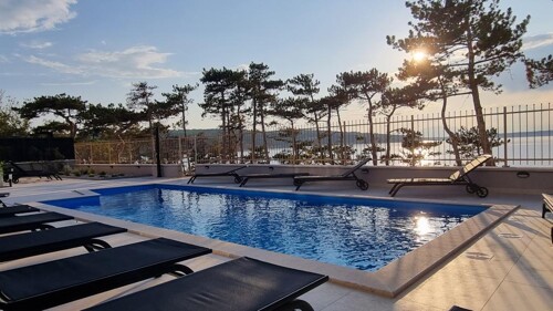 Thumbnail 5382117 - 4