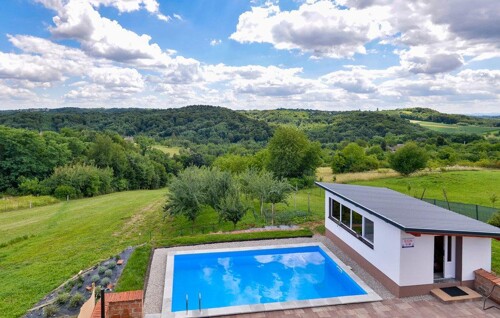 Thumbnail 5382157 - 3