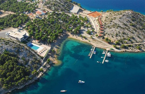 Thumbnail 5382158 - 7