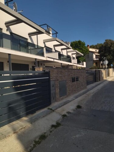 Thumbnail 5382228 - 5