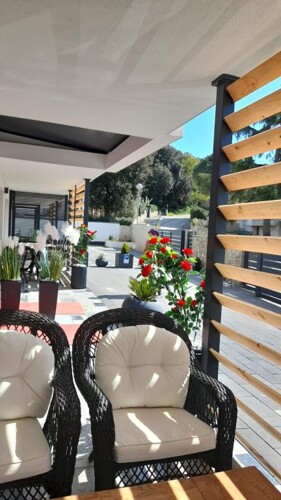 Thumbnail 5382228 - 2