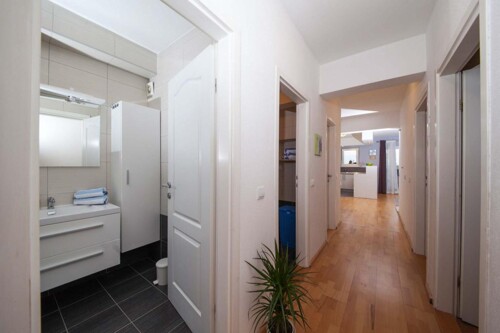 Thumbnail 5382305 - 34