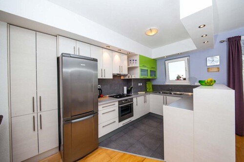 Thumbnail 5382305 - 6