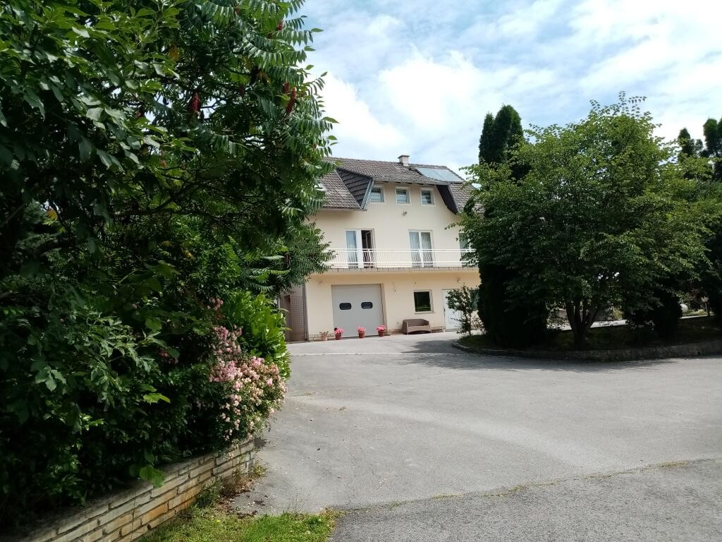 Image 5382512 - 3
