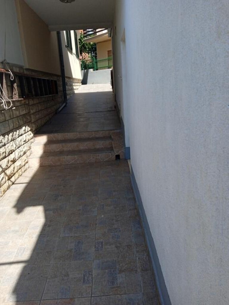 Image 5382542 - 6