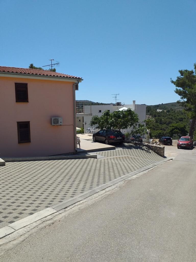 Image 5382551 - 11