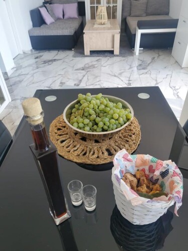 Thumbnail 5382693 - 7