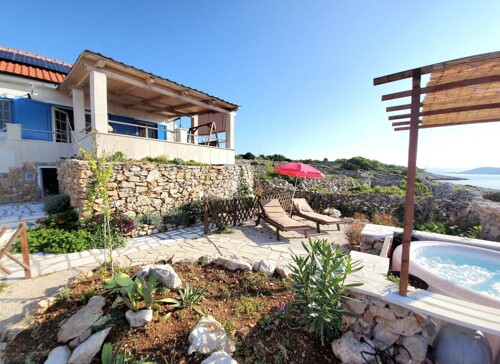 Thumbnail 5382693 - 19