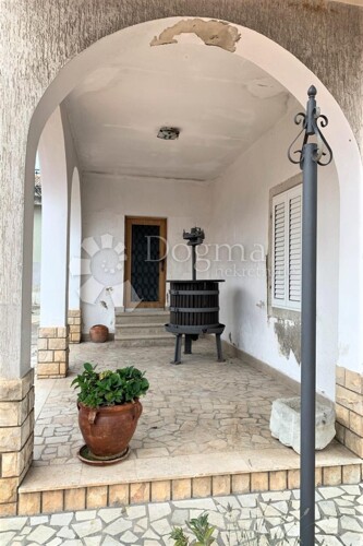 Thumbnail 5393150 - 7