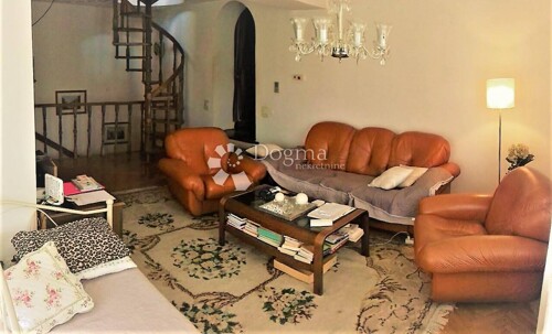 Thumbnail 5393150 - 12