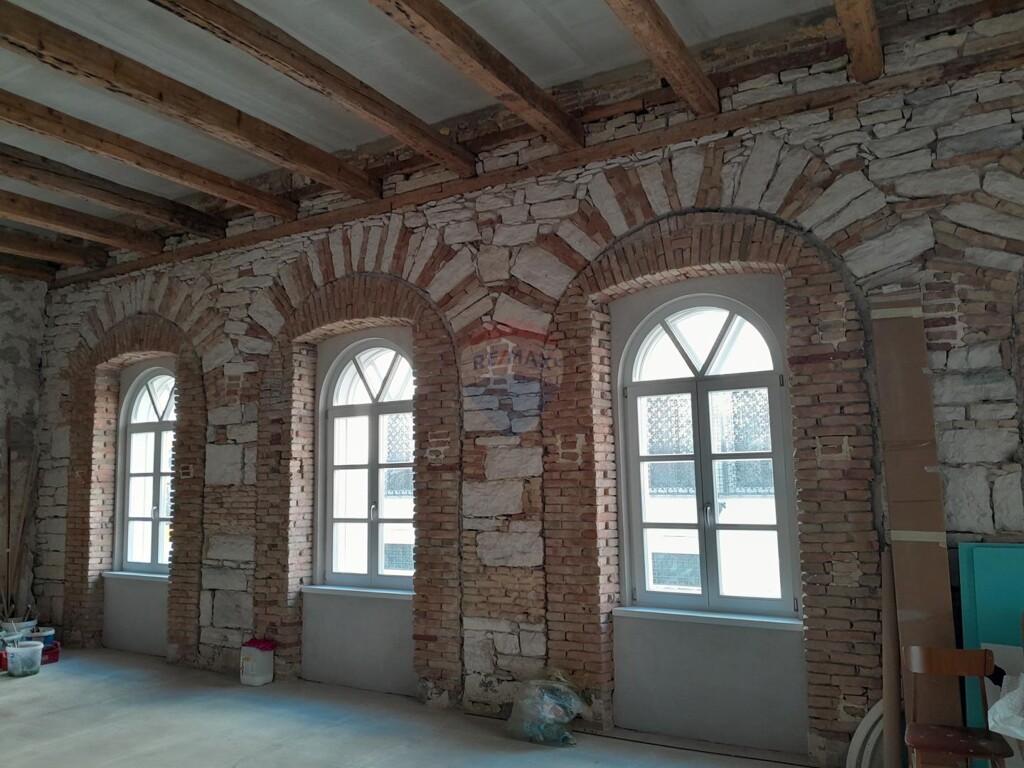 Image 5404749 - 1