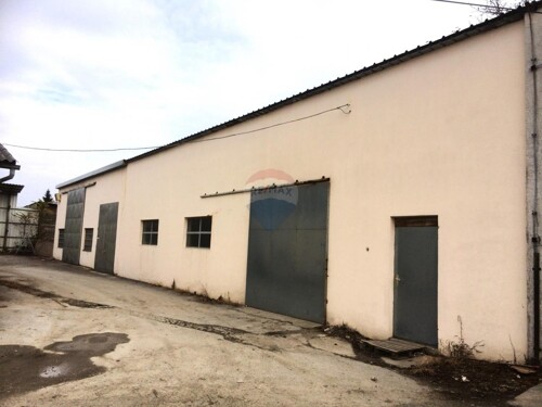 Varaždin, Bronx | Gr. zemljište s halama 4670m2 | Moguća gra