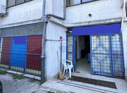 Istra, Pula, poslovni prostor u naselju Stoja