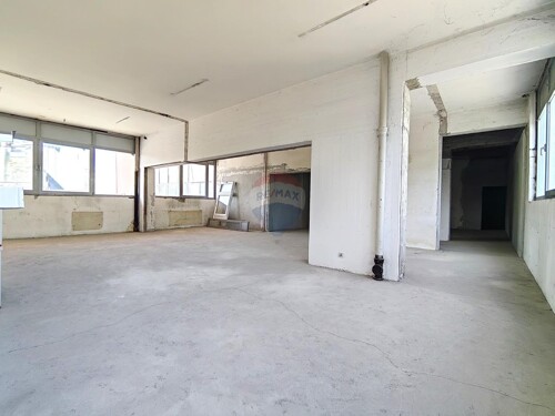 Zagreb, Savska cesta, roh bau poslovni prostor 316 m2+2 VPM