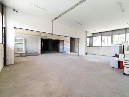 Zagreb, Savska cesta, roh bau poslovni prostor 316 m2+2 VPM