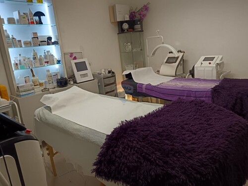 Velika Gorica, kozmetički salon 49 m2 - kompletno opremljen