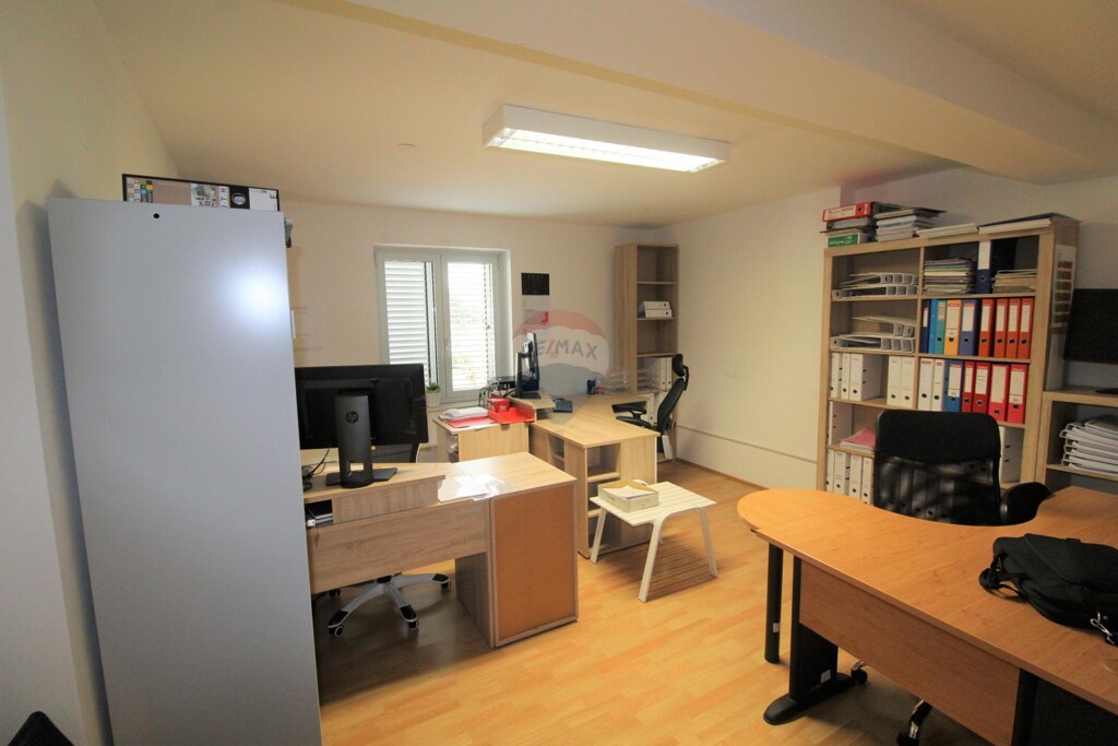 Image 5408444 - 2