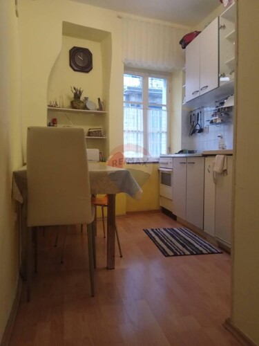 Istra, Rovinj, 80 m2, stan na dvije etaže u starogradskoj je