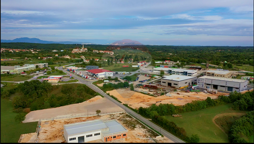 Istra, Žminj industrijska zona građevinsko zemljište 8141m2