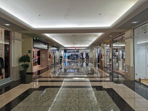 Rijeka, dva poslovna prostora Tower Centar 200 m2