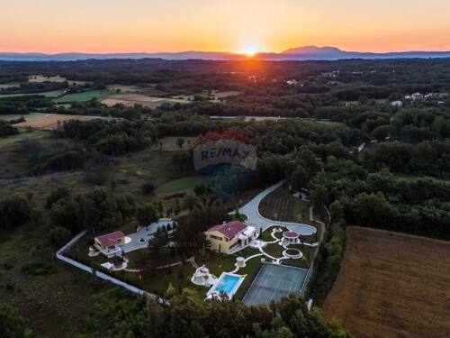 Istra,Pazin-Velebno imanje za ljubitelje mira i prirodne lje