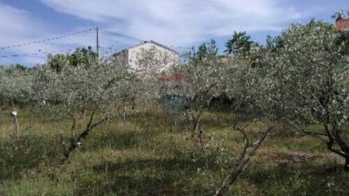 Istra,Rakalj,građevinsko zemljište u naselju