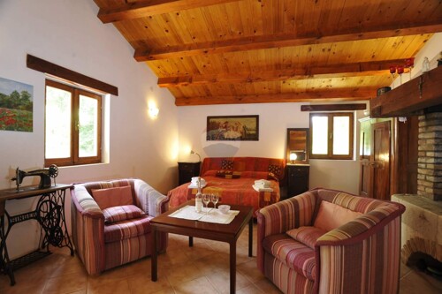 Rovinj,Ranch-20 000m2 i 3 kuće,1km od mora