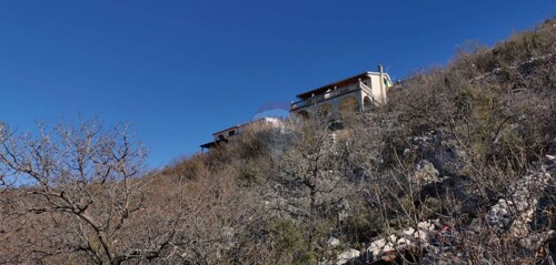 Senj, Starigrad, građevinski teren 100m od mora