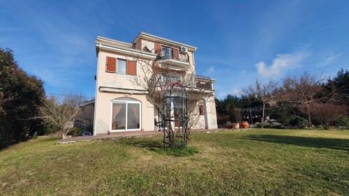 Marinići - samostojeća kuća 275m2 s okućnicom 1220m2